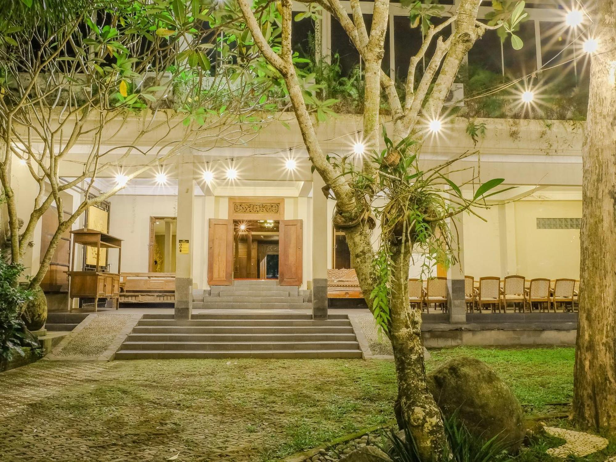Pendhapa Art Space - PAS Limasan Homestay Prawirotaman Luaran gambar